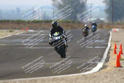 media/Sep-20-2025-TrackDaz (Sat) [[27f0cde673]]/B Group/220pm (Turn 9)/